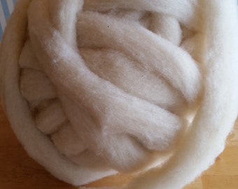 Wool roving for DIY crafts. Natural color, undyed Suffolk wool.