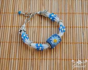 Flower bracelet white blue beaded bracelet embroidered jewelry gift for her gifts for daughter dainty bracelet daisy nature jewelry handmade