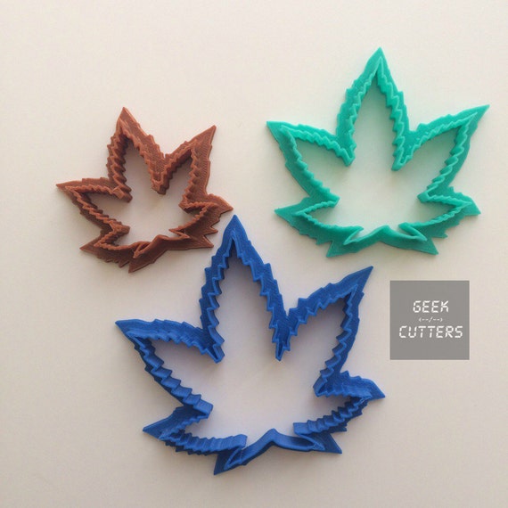 Marijuana Leaf Cookie Cutter - Kush Kutter - *Dishwasher safe option* - 3D Printed