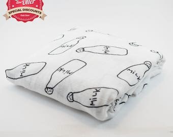 Muslin Swaddle Blanket, Monochrome Blanket, Newborn Swaddle Wrap, Receiving Blanket, Baby Gift, Baby Shower Gift, Gift For Mom, Milk Swaddle
