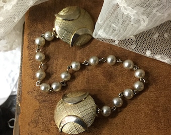Neat Gold Tone Dome Faux Pearl Beaded Chain Sweater Clips 1950's 1960's Sweater Set Jewelry Feminine Woman