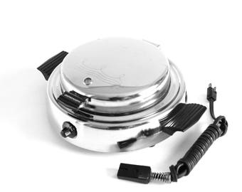 Dominion Waffle Iron Vintage Round Chrome Waffle Maker 1316.3 Art Deco Style