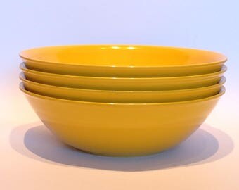 1960s Genuine Melaware Melamine Cereal Bowls. Snack Bowls. Soup Bowls. Dessert Dishes.