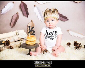 Half Birthday, One half birthday, Half brithday shirt, 1/2 birthday bodysuit, Boy half birthday, Baby Gift, Gift Gender Neutral