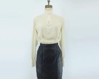 High Collar Blouse Lace White Blouse Vintage 80s Blouse Victorian Style Top Bone White Blouse Keyhole Sheer Blouse Puff Sleeve Blouse m