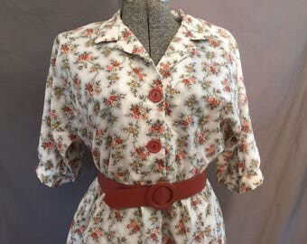Plus Size Vintage: Shirtwaist Floral Dress with Belt