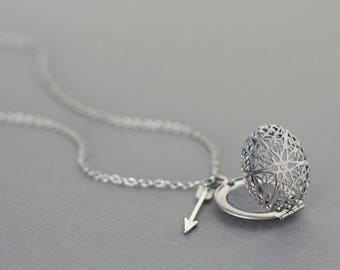 Arrow Diffuser Necklace, Essential Oil Necklace, Stainless Steel Diffuser Necklace, Aromatherapy Locket, Oil Locket, Oil Diffuser Jewelry