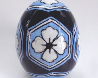 Chicken Egg Pysanka, Japanese Geometric