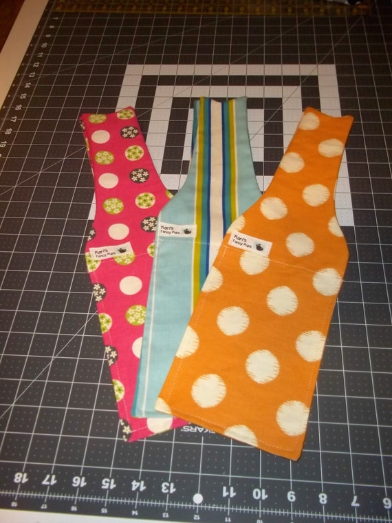 Recycle bottle dog toy dog chow toy reuse plastic bottle dog