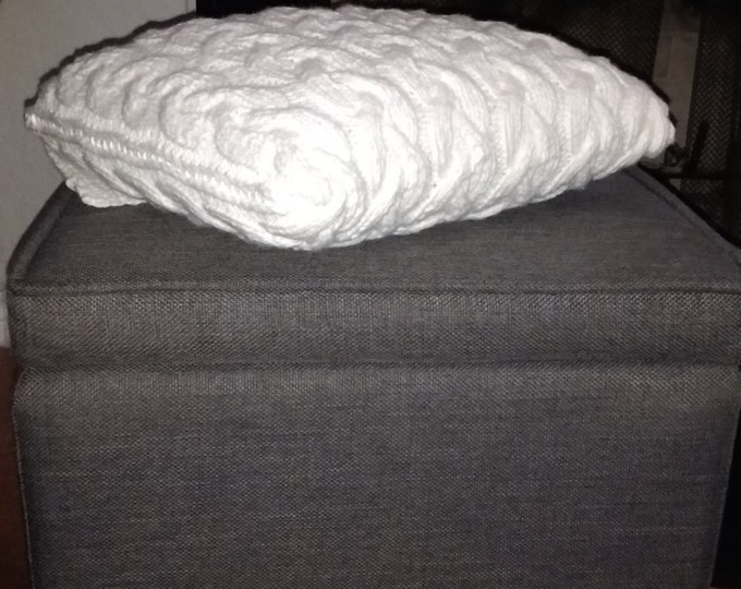 Knitted pillow, pillow, throw pillows, cable knitted pillow, white pillow, interior