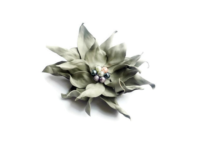 Grey large brooch handmade flower Grey Pink Purple Pearl wedding party bridesmaid gift pearl jewelry pearl and flower Light gray and pearl
