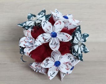 Beautiful origami decoratif paper bouquet kusudama Navy style, white, red and navy blue