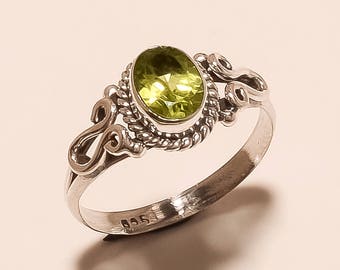 Natural Peridot Ring Faceted Ring Sterling Silver Ring Green Peridot Ring Gemstone 925 Solid Sterling Silver Ring Peridot Ring Size6.5 E-663