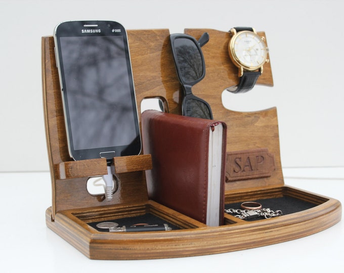 Phone Docking Station,Gift for men,Fathers Day Gift,Gifts for Boyfriend,Birthday Gifts For Men,Gifts For Husband,groomsmen gift,gift for man