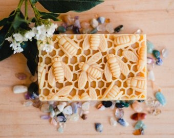 Natural Soap with Honey and Beeswax /Gift under 20 / Gift for her/gift for him, Organic ingredients, May Chang, Grapefruit, natural, no palm