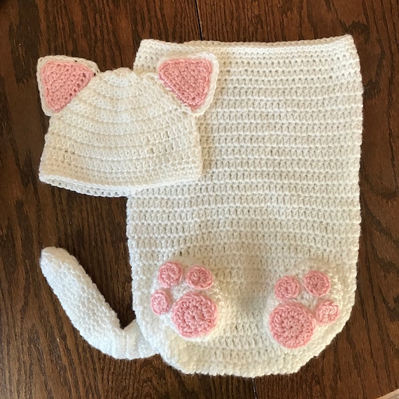 Newborn Kitten Baby Cocoon // Crochet Photo Prop