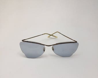 Vintage delicate sunglasses butterfly shape lens