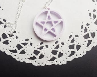 Pastel Purple Pentacle Necklace, pentacle pendant, pastel goth jewelry, witch jewellery, witch jewelry, pentacle jewelry, pentacle jewellery