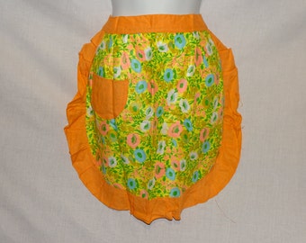 Vintage 1960s floral apron, size small-medium