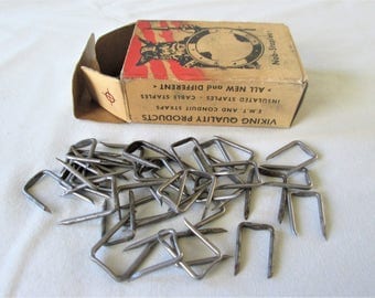 1970s Vintage Viking Nob-Staples Original Package with Staples