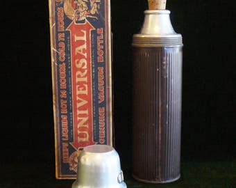 Antique Landers, Frary and Clark Universal Genuine Vacuum Bottle No 5502