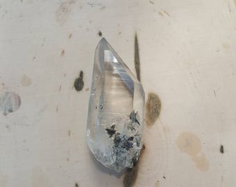 Raw Natural Clear Quartz Point with Pyrite/Wicca/New Age/Crystal Reiki/ Crystal Healing/Healing Stones
