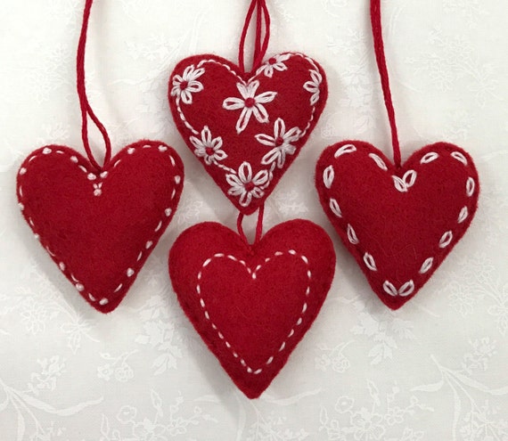 Valentine heart ornaments Red and White felt hearts