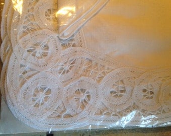 NEW Four Battenburg Lace Placemats and Napkins in the Original Package