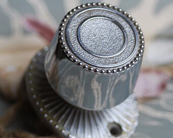 vintage door handle, home decor, collectible, Cool Vintage, open, secrets
