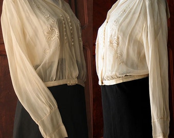 Antique Blouse with Sailor Collar