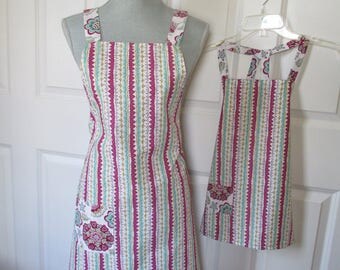 Mom and Me Stripes and Floral Apron Set