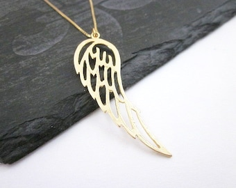 Wing Charm Necklace -- Guardian Angel Necklace -- Gold Wing Necklace -- Bird Wing Necklace -- Gold Angel Wing Necklace --Angel Wing Necklace