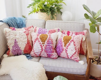 Moroccan Pillow / Azilal Pillow / Rug Pillow / Boucherouite Pillow / Moroccan Cushion / Moroccan Rug Pillow / Pillow Cover / FREE US SHIP