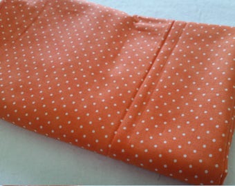 Moda tangerine pin dots - end of bolt