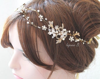 Gold or Rose gold Leaf Vine Bridal Headpiece. Boho Silver Crystal Pearl Wedding Wreath. Halo Headband. Rhinestone Floral Hairpiece. TEREZ