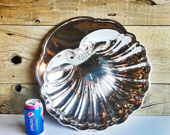 Large 18 inch Silver oneida shell shaped tray. Silver serving platter.