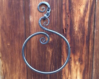 Enchanted Circle Hand Towel Ring
