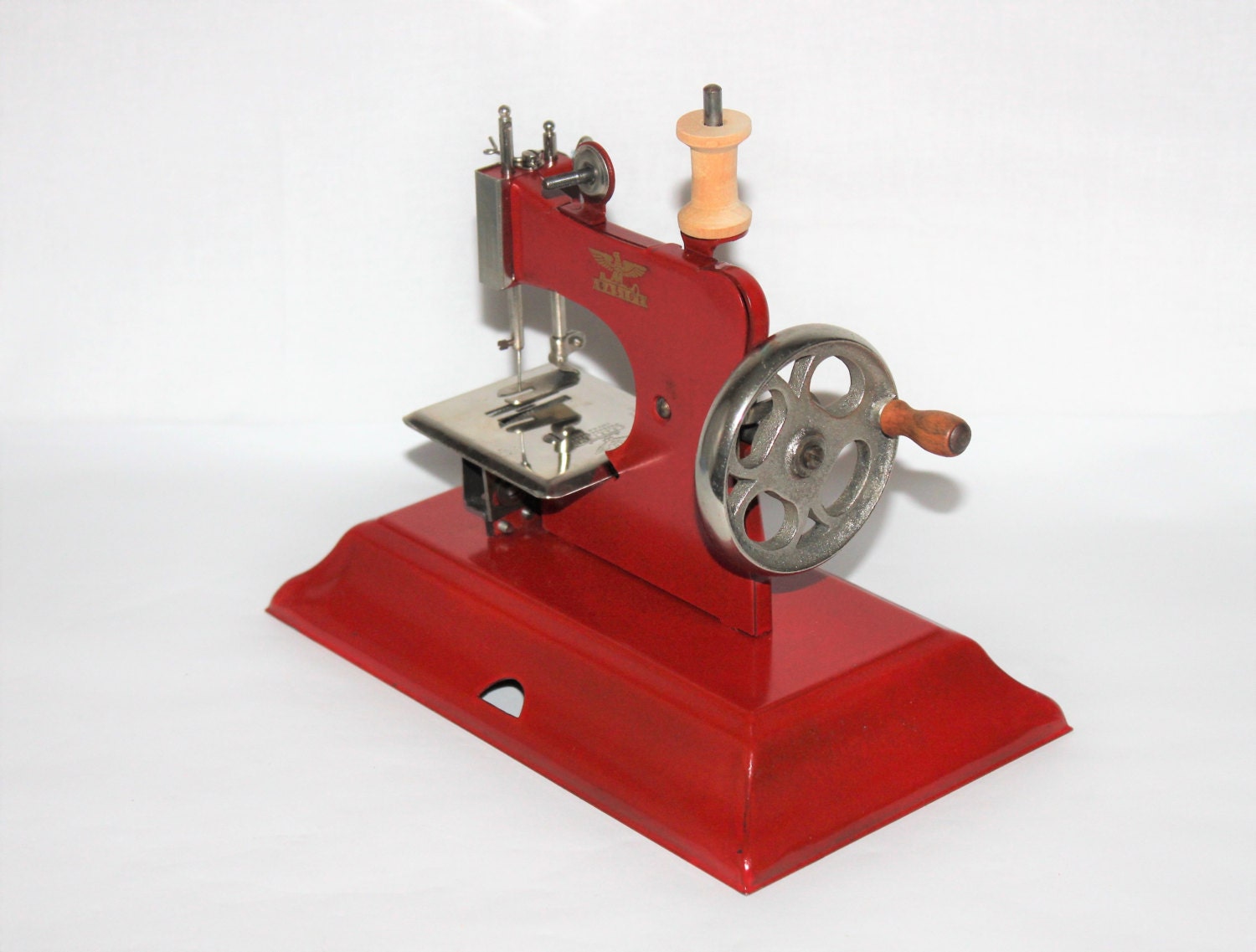 Vintage 1940s German Casige Childs Learning Size Sewing Machine