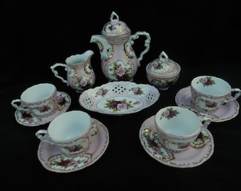 Tea Service: Hand decorated porcelain