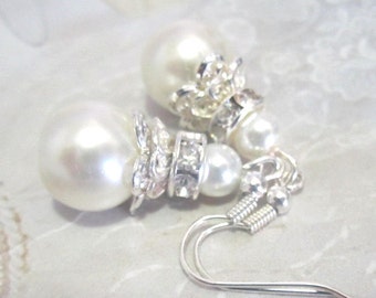 White Bridal Earrings, Pearl Earrings with Crystal and Rhinestone, Wedding Earrings, Bridal Jewelry, Beaded Bridesmaids Earrings