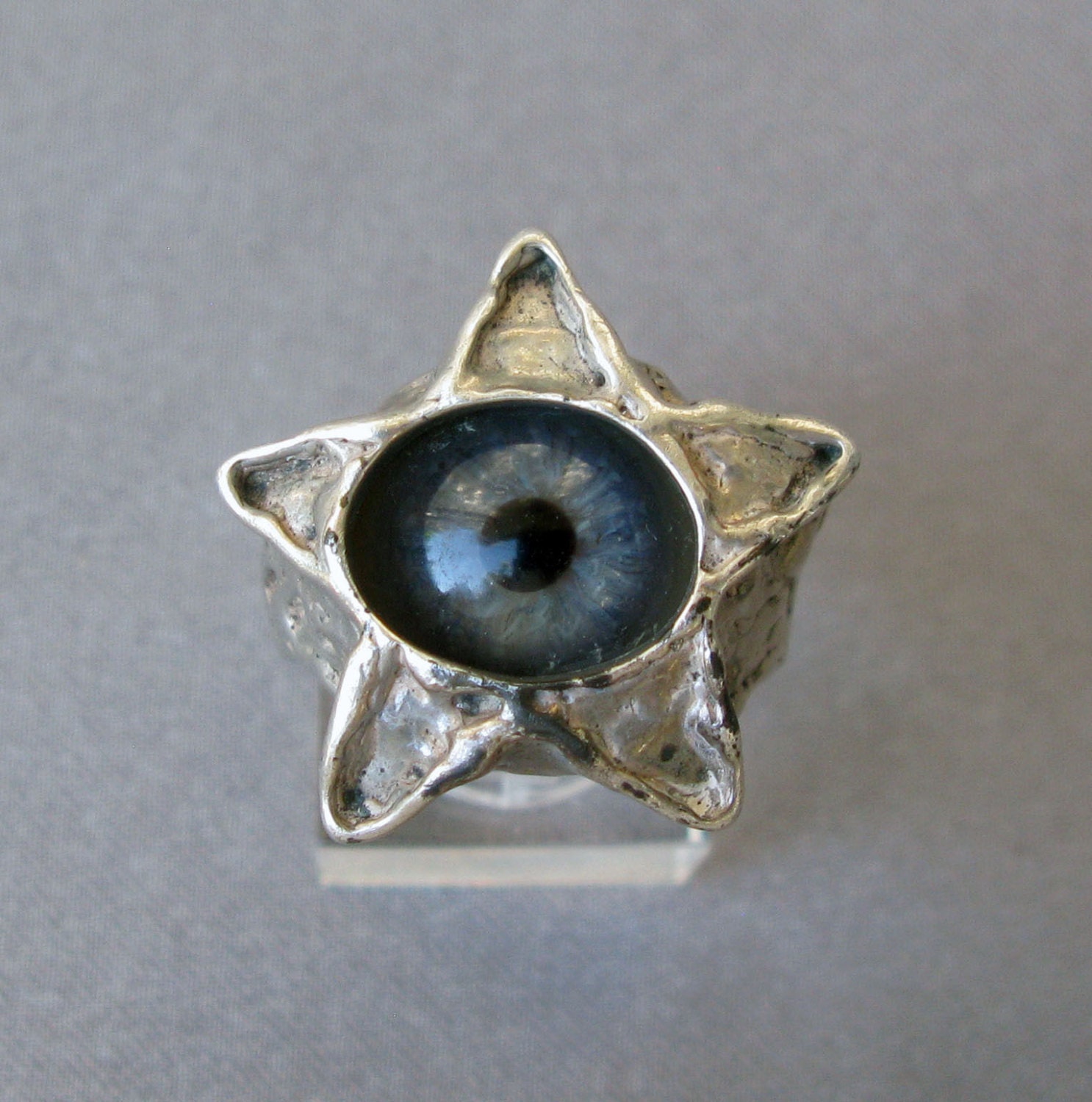 Pentacle Ring Blue Glass eye Mint condition Marked
