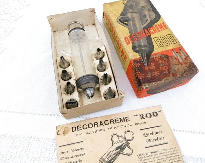 Vintage French Complete Boxed Set Piping Icing Funnel / Syringe with 8 Tips, Kichenalia, 1960s, 1950s, Retro, Kitchenware, Cake, Kitchen