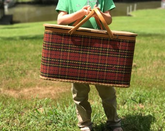 Vintage Red Plaid 'Redmon' Picnic Basket, Farmers Market Basket, Vintage Storage, Tartan Plaid Picnic Basket