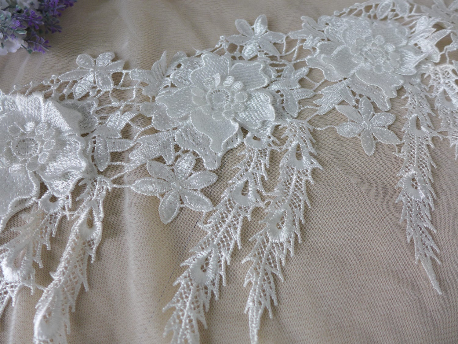 Venetian Fringe Lace Trim Large Off White White Venice Lace