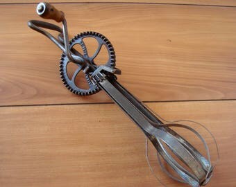 Taplin Light Running Egg Beater