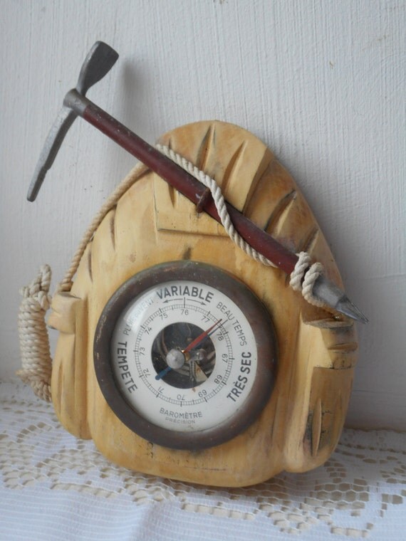 vintage French wooden decorative wall mountable barometer