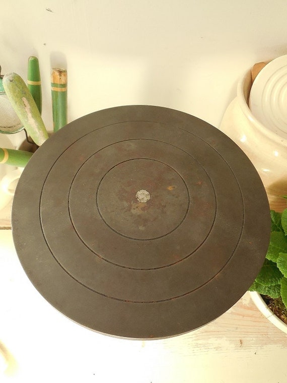 Rare Vintage Iron Turntable Cake Decorating Sculpture Lazy