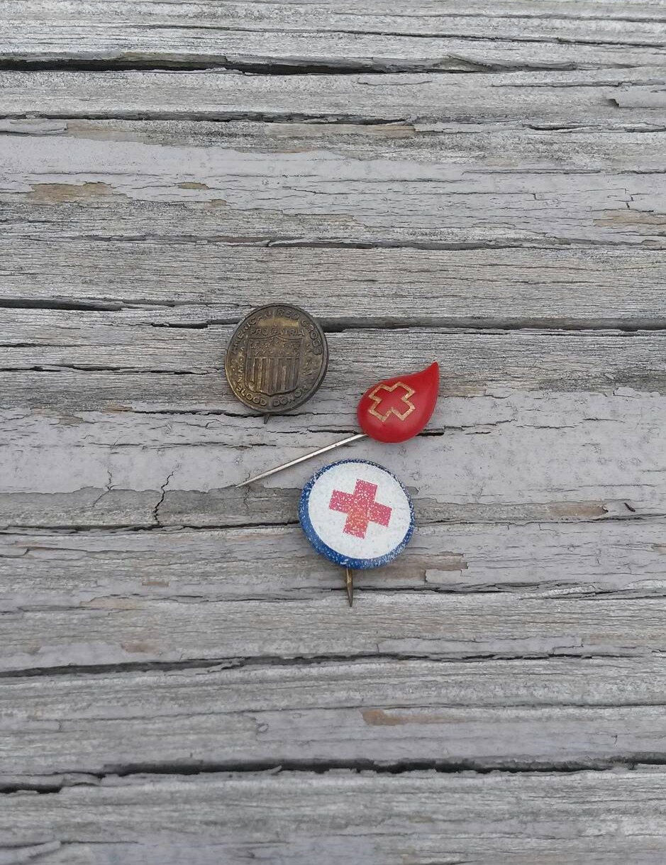 Vintage Red Cross Pins Lot Of 3 Vintage Red Cross Pins Lot Of 3
