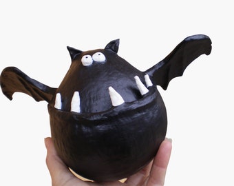 pipistrello in cartapesta