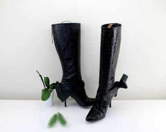 Vero Cuoio Exte leather boots black with leather loop Size EU 38, UK 5, US 7 extravagant boots for going out Made in Italy